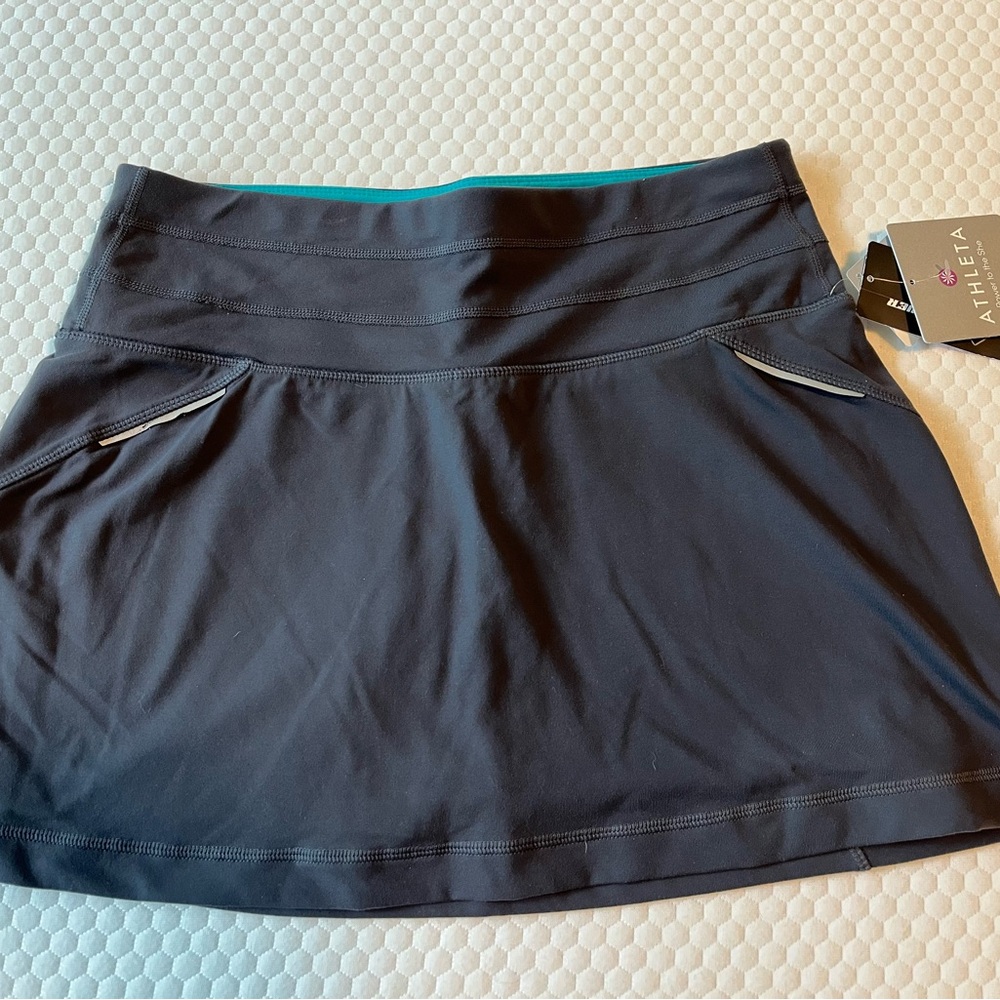 Athleta Gray and Teal Skort